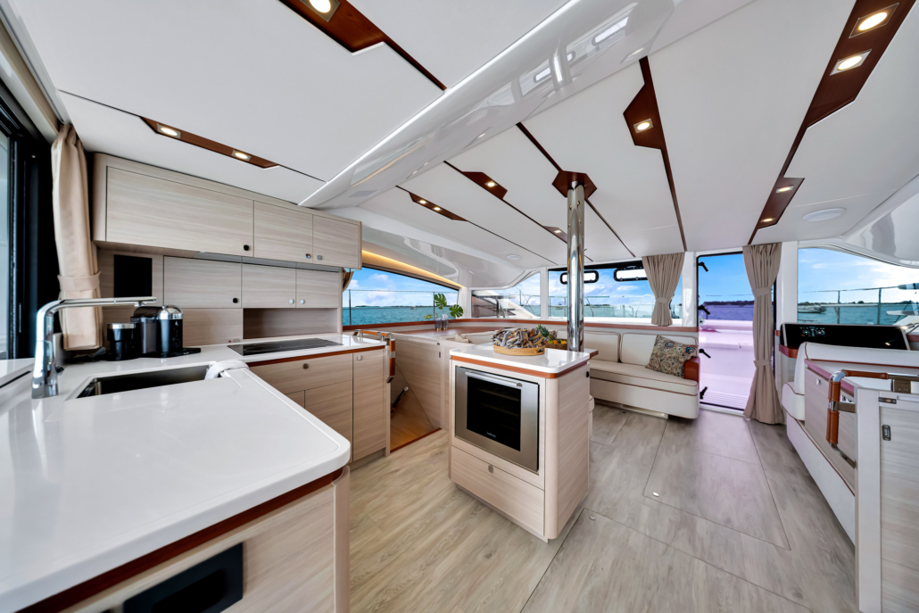 A50sail-salon-aquila50sail-salon(27of68)