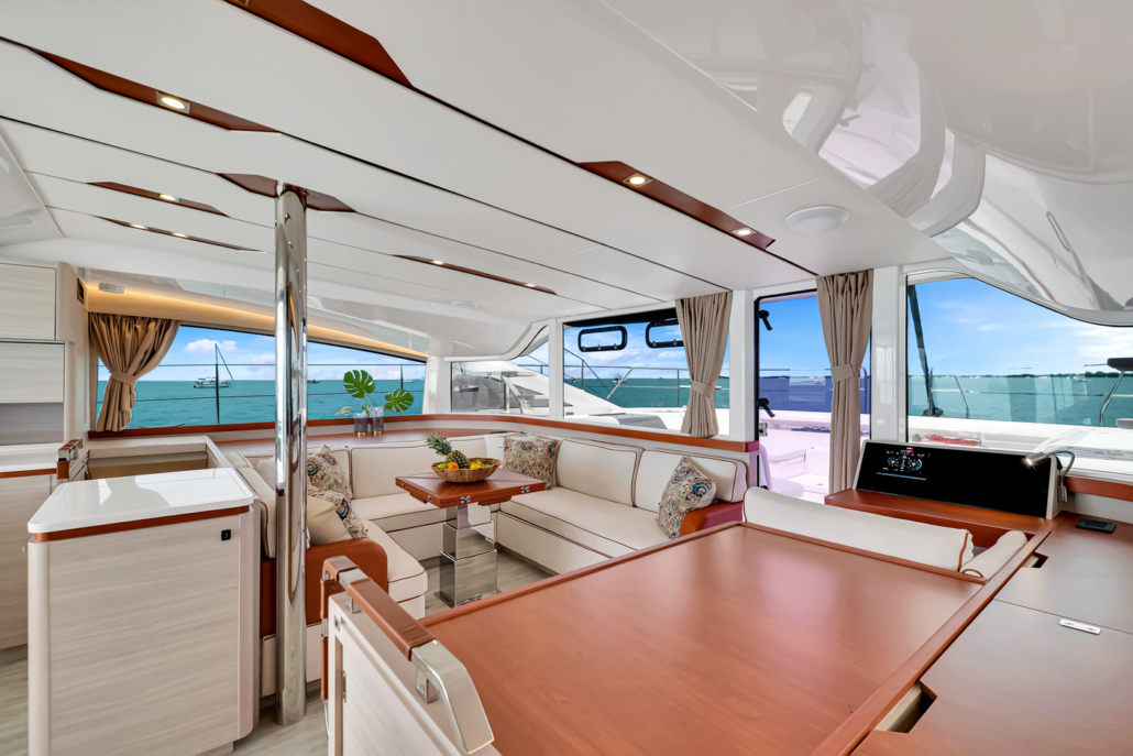 A50sail-salon-aquila50sail-salon(37of68)