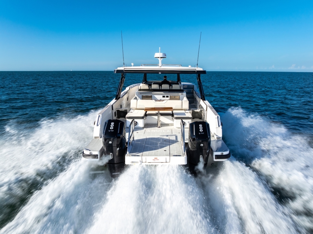 A45s-exterior-running-aquila45sport-22